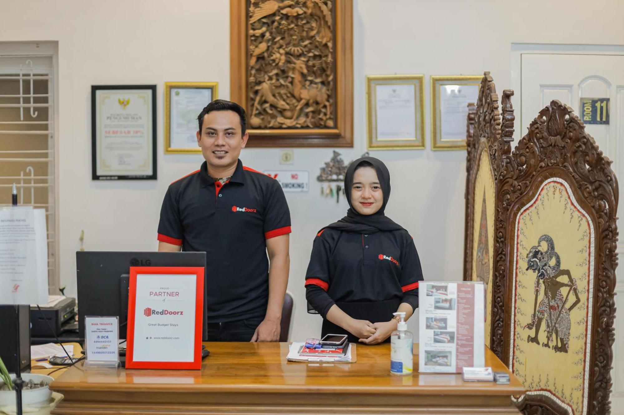 Reddoorz Plus At Swun Stay Raya Langsep Malang Exterior photo