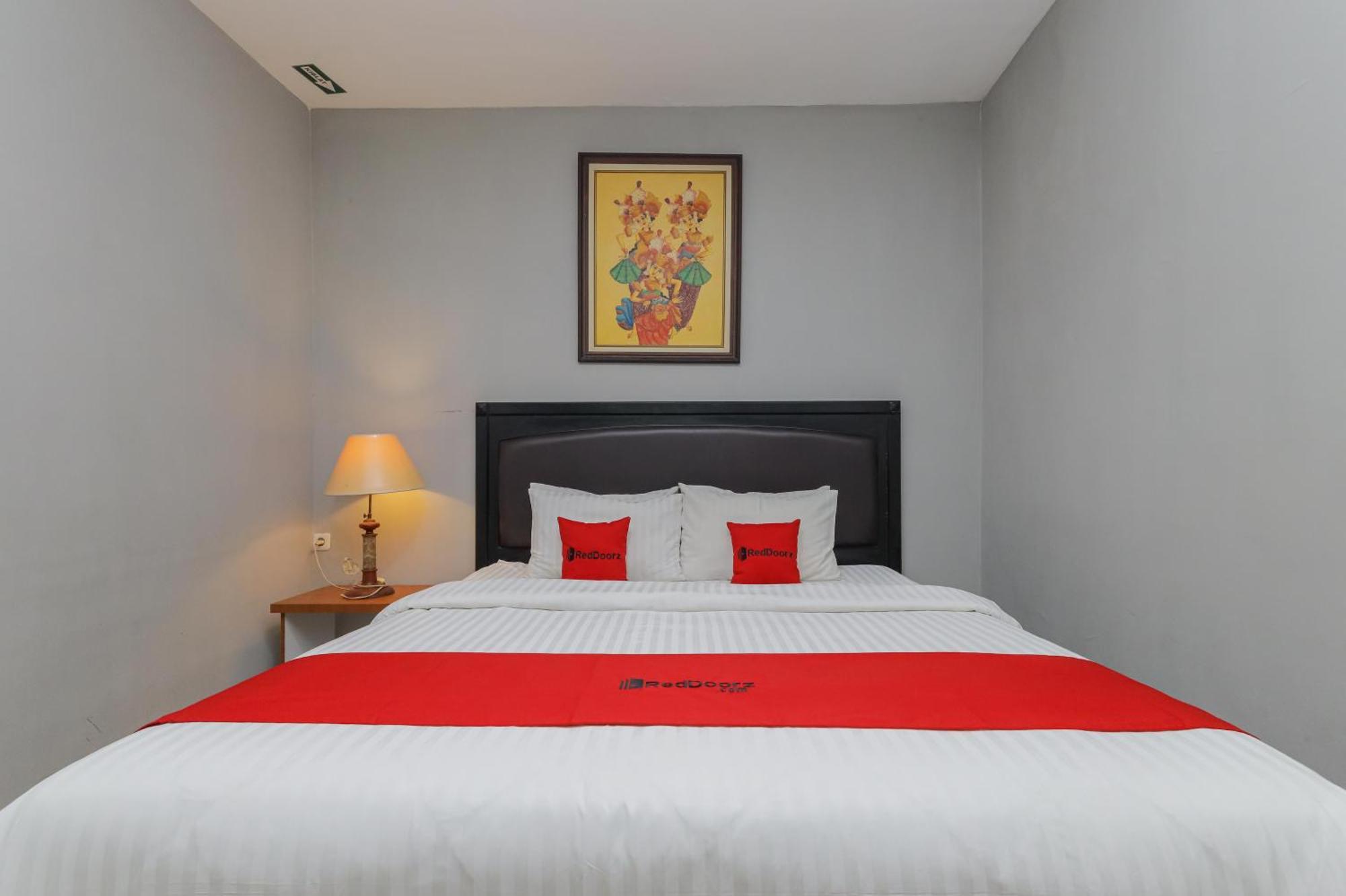 Reddoorz Plus At Swun Stay Raya Langsep Malang Exterior photo